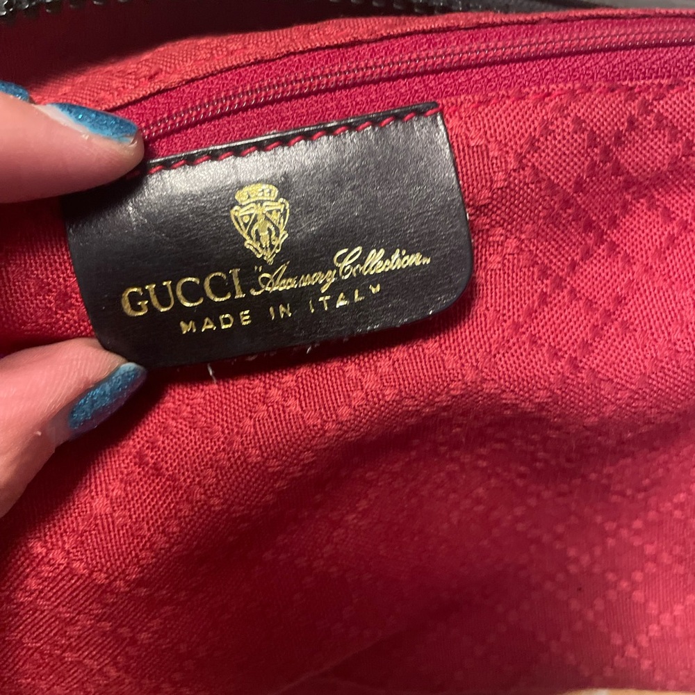 GUCCI - Boston Bag with iconic Sherry Line logo - Picture 10 of 16